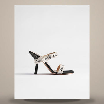 DIOR Sandalen mit Fersenriemen aus schwarzer Baumwolle mit Stickerei KDO538NVA_S900 158713497 [P]