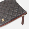 CHANEL クラシックキャビアクラッチバッグ 30番台 158722981 [P]