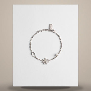Dior Blooming Bracelet Silver Finish Metal, White Resin Pearl, Crystal 158727298 [P]