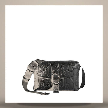 DIOR ジップストラップバッグ ブラック グラビティレザー 1DBPO471MLL_H00N 158730847 [P]