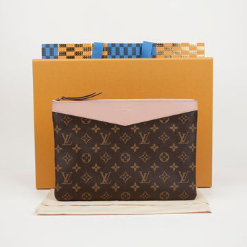 LOUIS VUITTON Daily Monogram Canvas Pouch Rose Powder 158542371 [P]