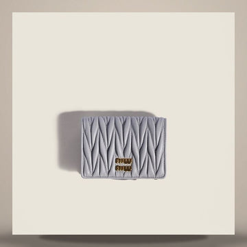 MIU MIU Kleine Matelassé-Nappa-Leder Geldbörse 158758869 [P]