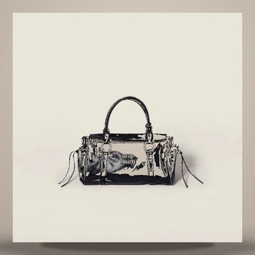 Miu Miu Glossy Leather Handbag 158759841 [P]