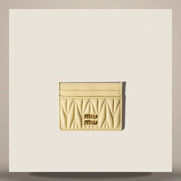 Miu Miu Matelassé Nappa Leather Card Holder 158805633 [P]