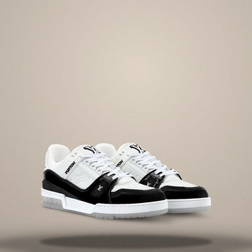 Louis Vuitton Trainer Sneakers Black 158873921 [P]