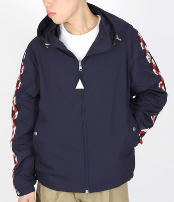 MONCLER Hooded Jacket 1A00047 54A91 74S 133041693 [P]