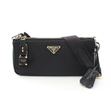 PRADA スモール ナイロンとレザーのショルダーバッグ (1BC234 VNDO 2C8Q F0002) 141370809 [P]