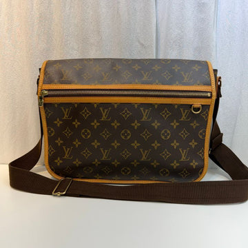 FENDI モノグラム ボスフォールGM メッセンジャーバッグ クロスバッグ 155830047 [P]