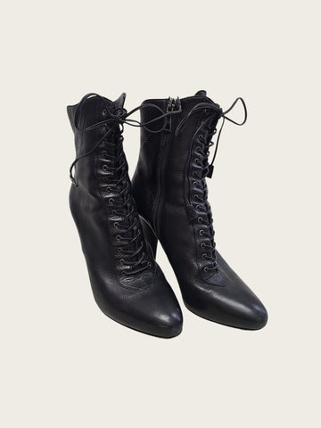 Prada Leather Heel Boots 159024468 [P]