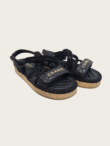 CHANEL Schwarze Lammleder Gold CC Logo Seil Klettverschluss Sandalen 159025177 [P]