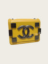 CHANEL エクストラ ミニ スタッズ フラップ バッグ 159051720 [P]