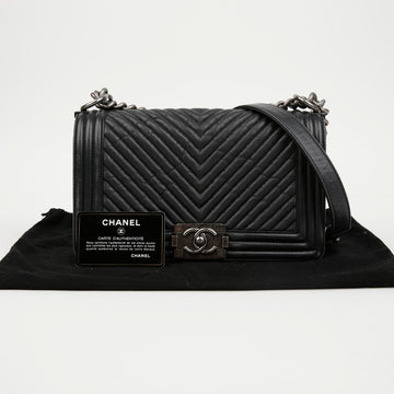 CHANEL Chevron Mittel Schulter Crossbody Bag A67086 158675968 [P]