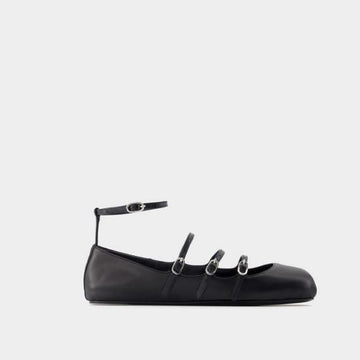 Alexander McQueen Strap Flat Shoes 143602232 [P]