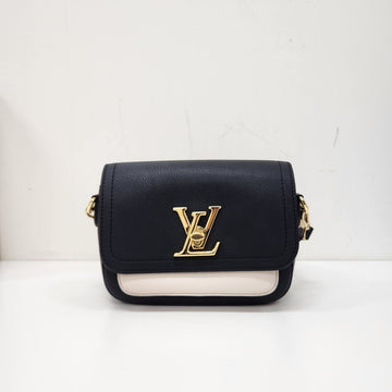 Louis Vuitton Lock Me Tender Shoulder Bag Crossbody 159083438 [P]
