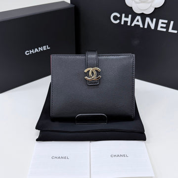 CHANEL Accordion Card Holder with Gold Logo Black 159125790 [P]