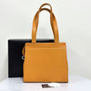 CHANEL Caviar Schultertasche mit CC-Logo 159133039 [P]