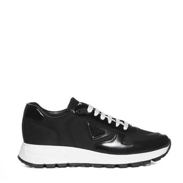 Prada Triangle Logo Low Sneakers 102760710 [P]