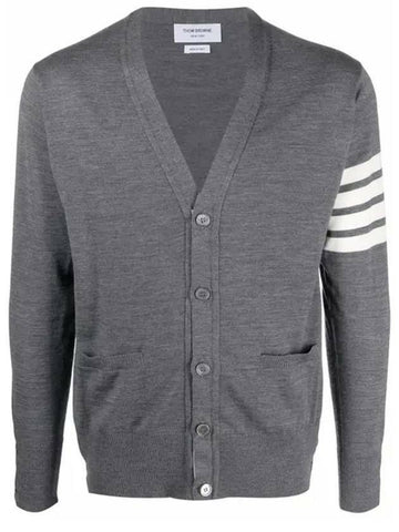THOM BROWNE 4-Bars Strickjacke aus nachhaltiger Wolle - Med Gray - MKC002A Y1014 038 133071785 [P]