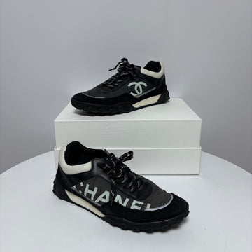CHANEL Suede Sneakers with CC Logo (37) 159250700 [P]
