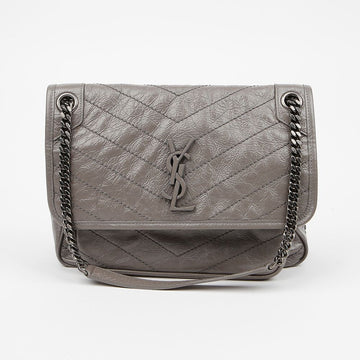 SAINT LAURENT ニキ ミディアム ヴィンテージ レザー ショルダーバッグ フォグ 158796049 [P]