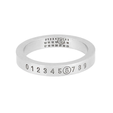 MAISON MARGIELA エングレービングナンバリングロゴ3mmシルバリング 154838202 [P]