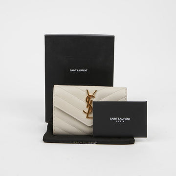 SAINT LAURENT Damen Cassandre Matelassé Kleine Umschlagkarte Geldbörse Goldfarben Monogramm Cremeweiß 159296679 [P]