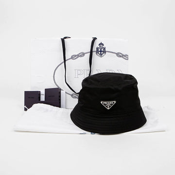 PRADA リナイロン三角ロゴブラックバケットハット 159347851 [P]