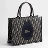 DIOR Buch Tragetasche Medium M1354OEMX_M928 159557300 [P]