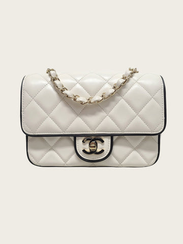 CHANEL Weiße und schwarze Mini-Flap-Tasche aus Lammleder 159582228 [P]