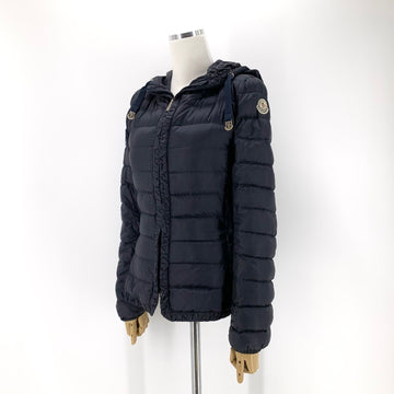Moncler Lightweight Padded Jacket for Women 159672938 [P]