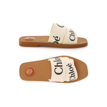 CHLOE Woody Logo Sandalen in Elfenbein 159676195 [P]