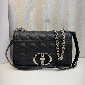DIOR Caroline Silberner Metallic Schultertasche in Schwarz, Medium 159703570 [P]