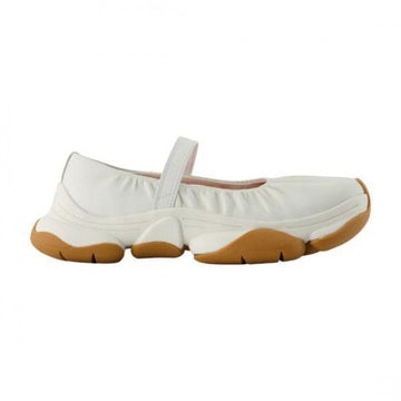 Camper Mary Jane 156799284 [P]