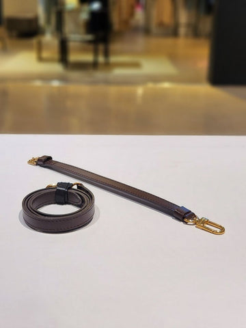 LOUIS VUITTON Verstellbarer Schulterriemen 159728342 [P]