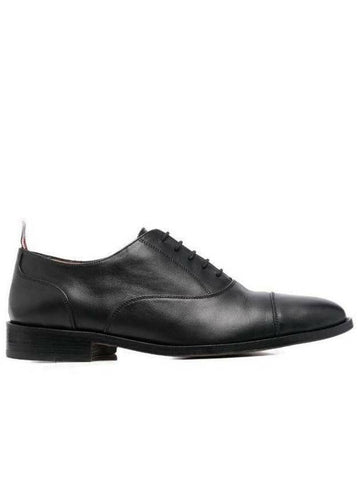 THOM BROWNE キャップトウオックスフォードシューズ MFD250A 05584 001 133071744 [P]