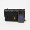 CHANEL Klassische Medium Caviar Flap Bag Schwarz mit Goldbeschlägen 159579914 [P]