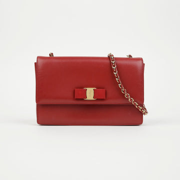 SALVATORE FERRAGAMO ジーニー チェーン ショルダー クロスバッグ レッド 159542103 [P]