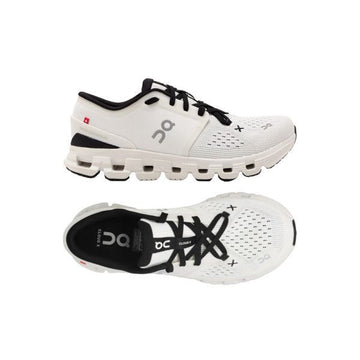 ON-RUNNING CloudX4 Lauf Sneakers für Damen in Ivory/Schwarz 3WE30070791 159879696 [P]