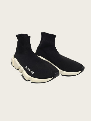 Balenciaga Black White Oreo Speedrunner Sneakers 159888330 [P]