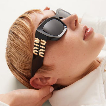 Miu Miu Sunglasses SMU09W 1AB 5S0 Cat Eye Bold Black Acetate Big Logo Decoration 139987317 [P]