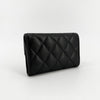 CHANEL Klassische Caviar-Kartenetui mit goldfarbenem Logo 160079674 [P]