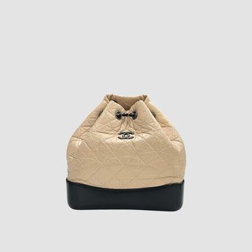 CHANEL Gabrielle Rucksack klein Beige 26 160081854 [P]