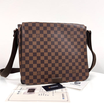 Louis Vuitton Damier District Messenger Bag & Crossbody MM 160157544 [P]