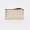 VALENTINO レザー ラックスタッド ジッパーカード ホルダー アイボリー 159886799 [P]