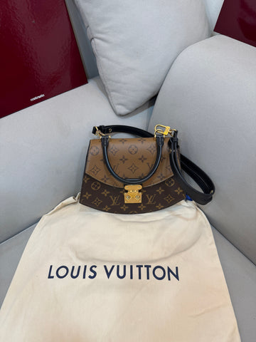 LOUIS VUITTON Monogram Tilisite Schulter Crossbody Bag 160328285 [P]