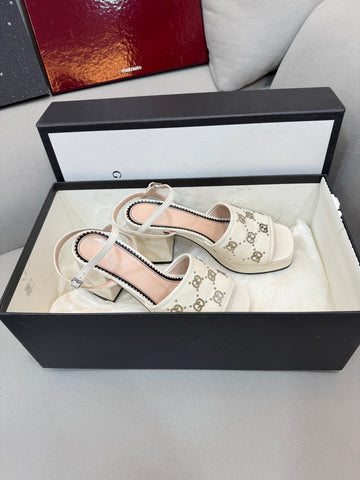 GUCCI Interlocking G Stud Sandalen 36.5 160329472 [P]