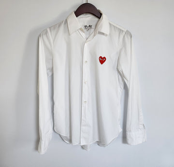 COMME DES GARCONS M Weiß Rot gestickte Frauenbluse AZ-B001 160392918 [P]