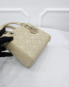DIOR Lady Small Pendant M0531OWCB 160406336 [P]