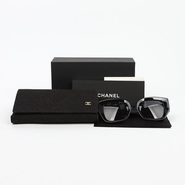 CHANEL 5506 Square Sunglasses 159542371 [P]