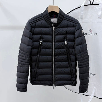 Moncler Amio Lightweight Down Jacket Black 3 160431946 [P]